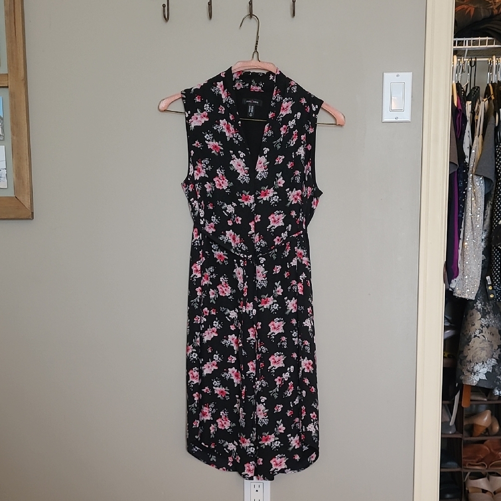 Chic Black Floral Midi Dress